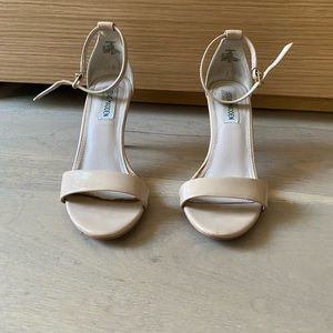 Steve Madden sonnett heels